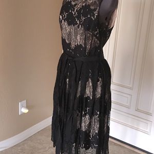 Tahari size 8 black lace dress